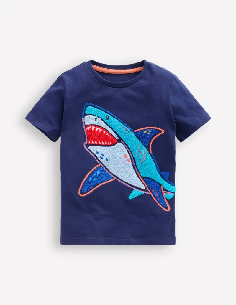 Tops, T-Shirts & Polos-Boden Chain Stitch T-Shirt-Medieval blue Shark MedievalblueShark