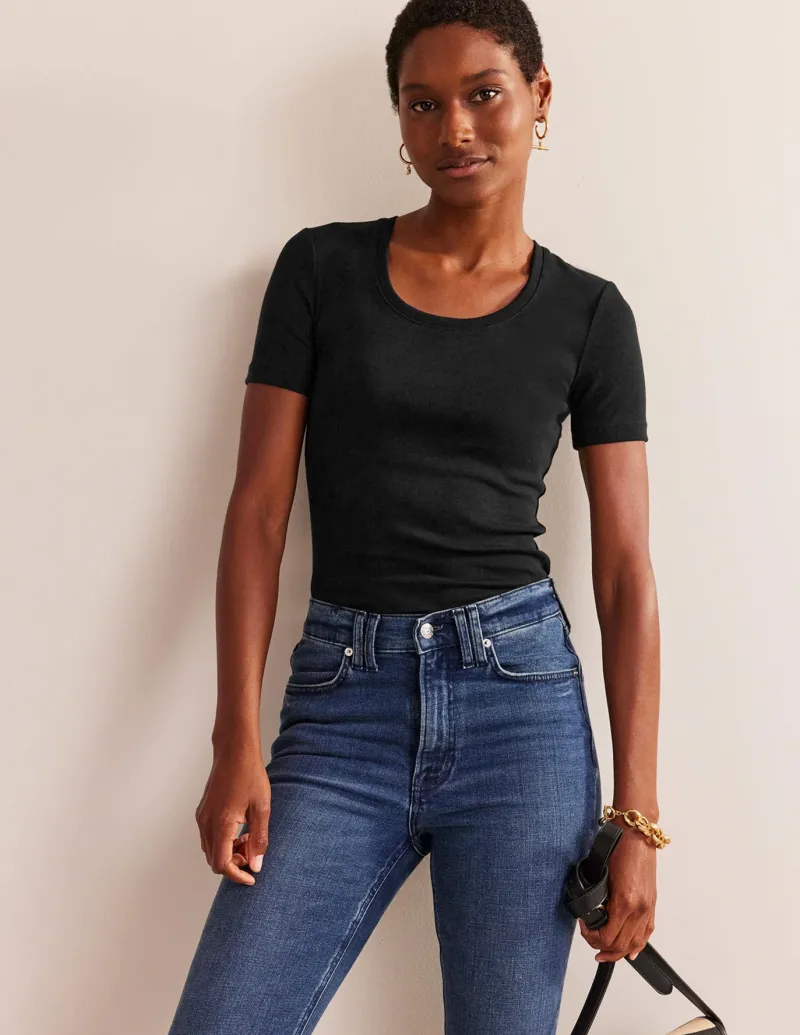 Nightwear & Lougewear | T-Shirts & Tanks-Boden Essential Jersey T-Shirt- Black