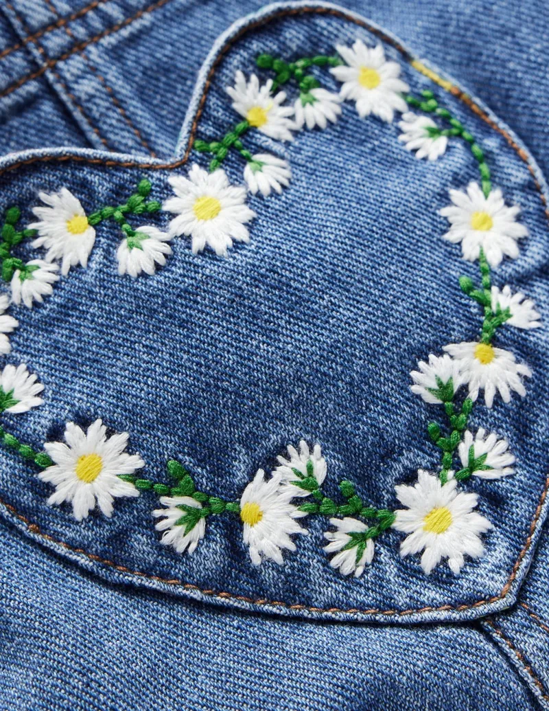 Pants & Jeans | Dresses-Boden Heart Pocket Short Dungarees-Vintage Embroidered Daisy VintageEmbroideredDaisy