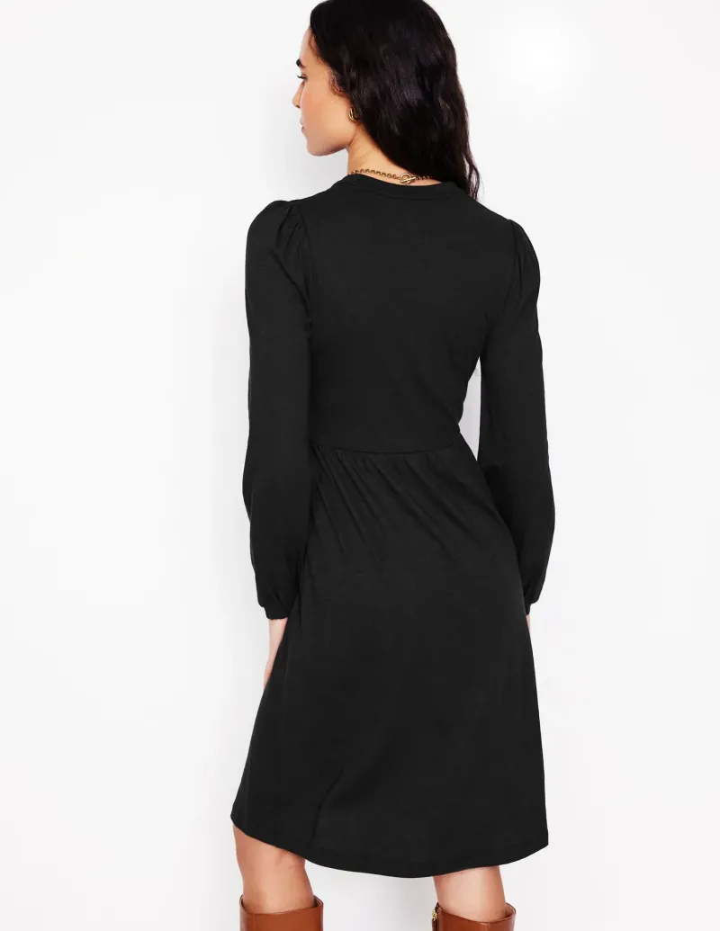 Petite Dresses | Short-Boden Naomi Relaxed Jersey Dress- Black