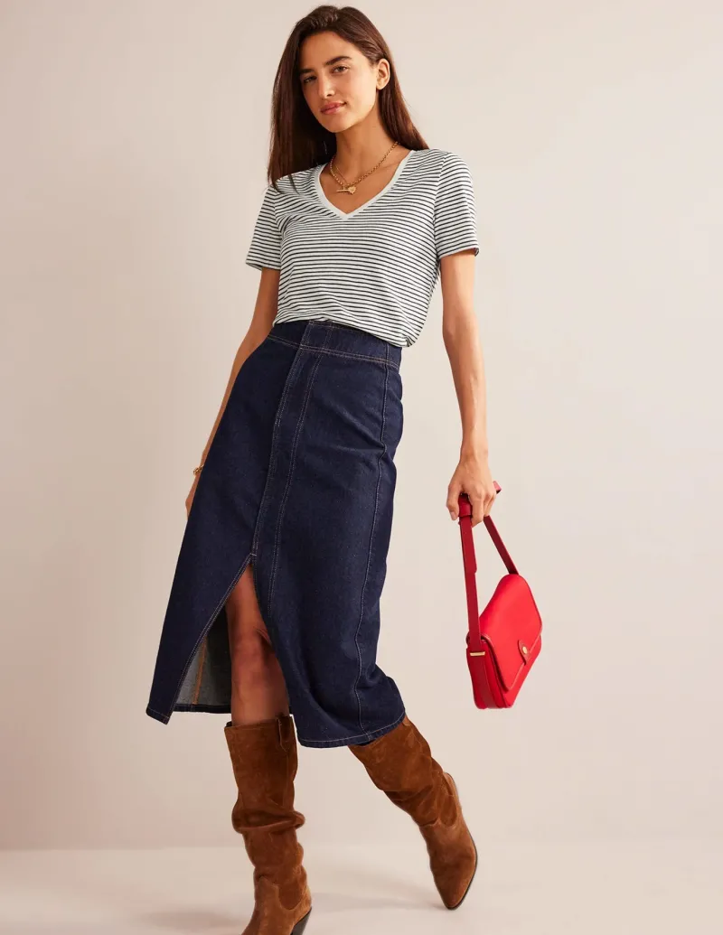 Nightwear & Lougewear | T-Shirts & Tanks-Boden Regular V-Neck Slub T-shirt-Ivory, Navy Ivory,Navy