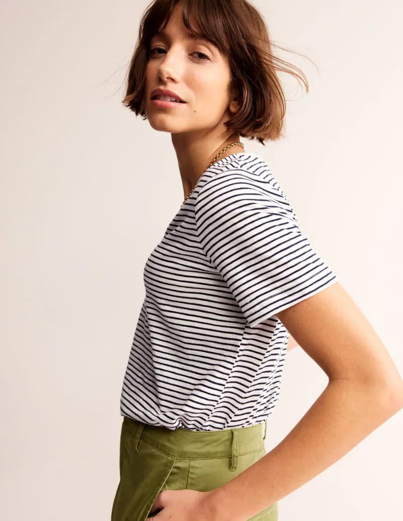 Nightwear & Lougewear | T-Shirts & Tanks-Boden Regular V-Neck Slub T-shirt-Ivory, Navy Ivory,Navy